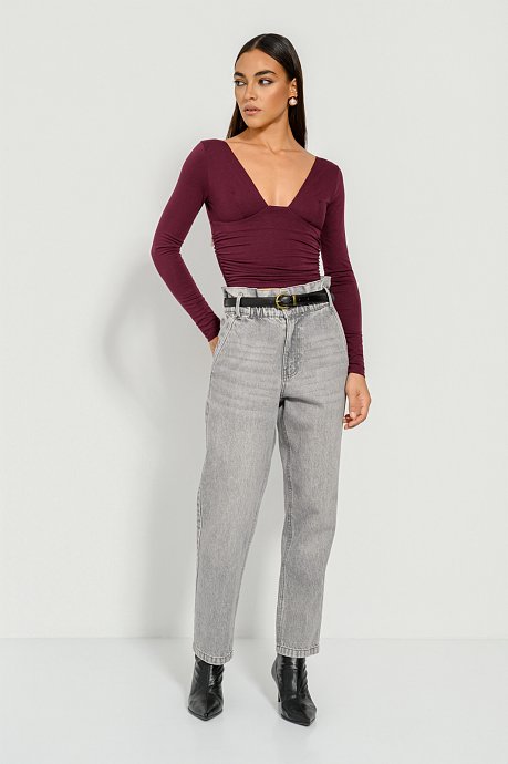 Top with V neckline and open back