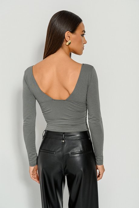 Top with V neckline and open back