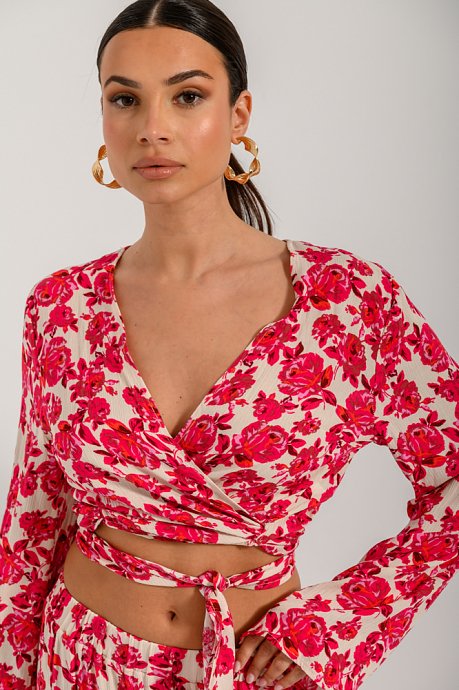 Floral cropped top with tying