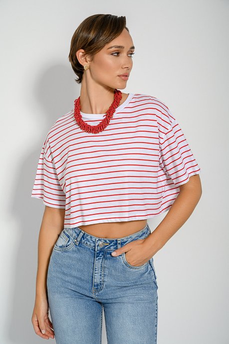 Cropped top with round neckline with stripes