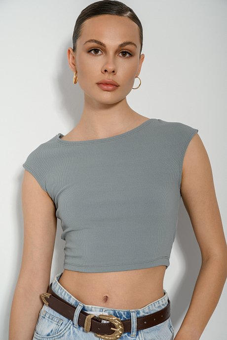 Sleeveless rib cropped top