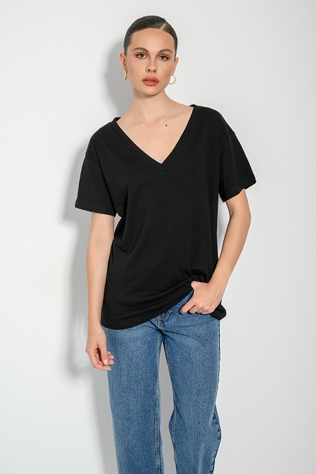 Basic blouse with short sleeves