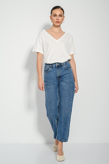 Basic blouse with short sleeves