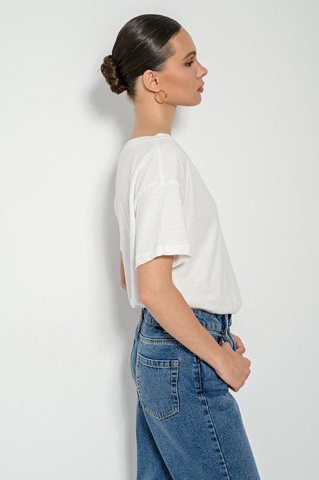 Basic blouse with short sleeves