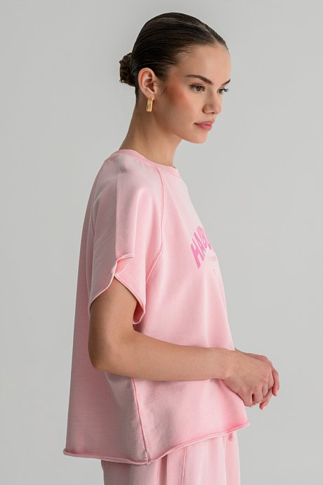 T-shirt with faded look and front print