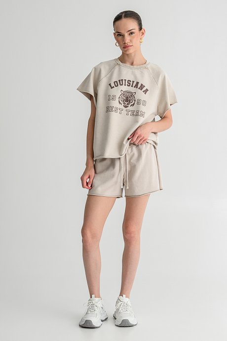 T-shirt with faded look and front print