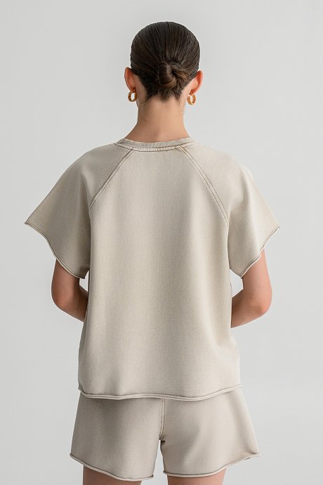 T-shirt with faded look and front print