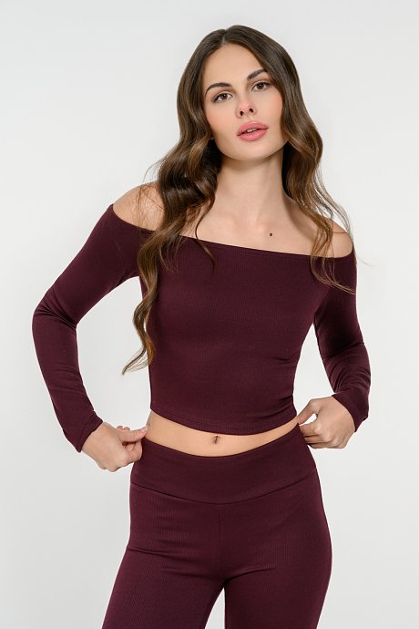 Off shoulder ribbed crop top