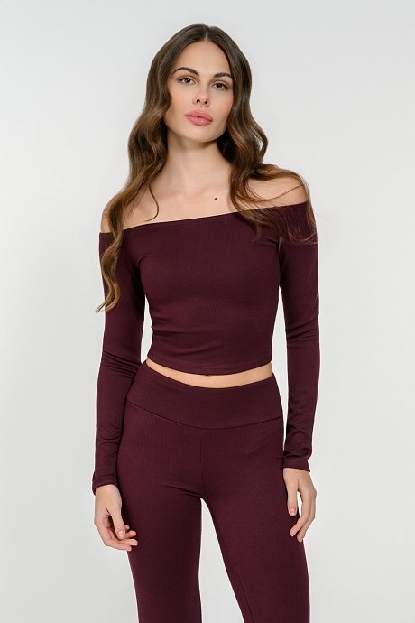 Off shoulder ribbed crop top