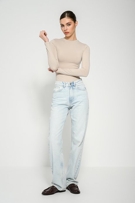 Lycra top with long sleeves