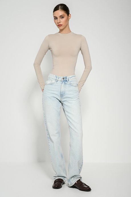 Lycra top with long sleeves