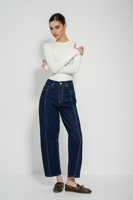 Lycra top with long sleeves