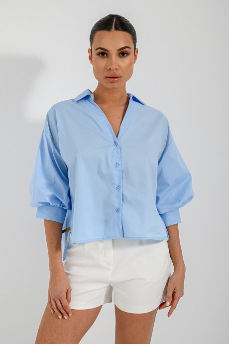 Shirt with puffy sleeves
