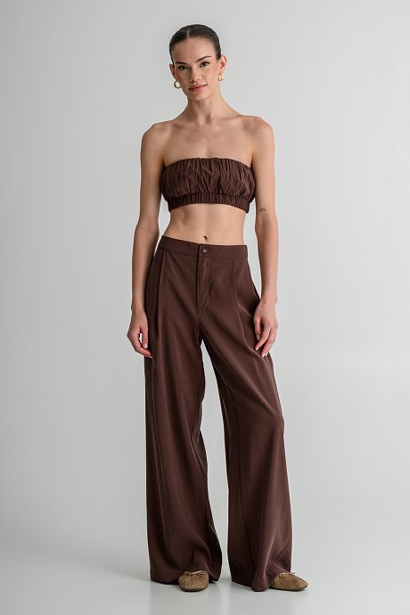 Strapless κροπ τοπ με σούρες