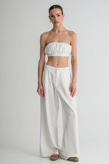 Strapless κροπ τοπ με σούρες
