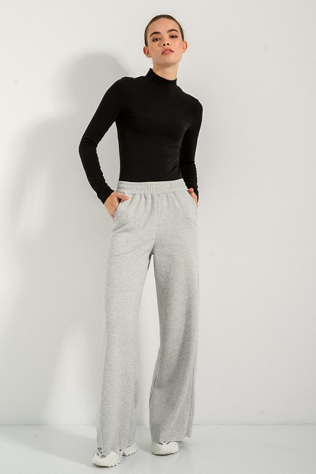 Flared sweatpants