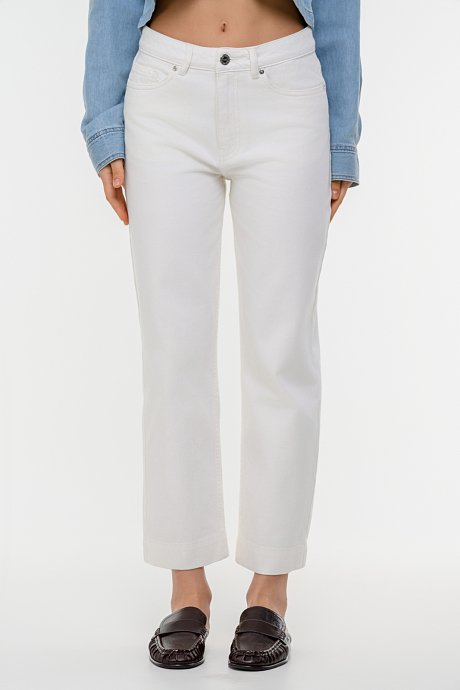 Straight leg denim
