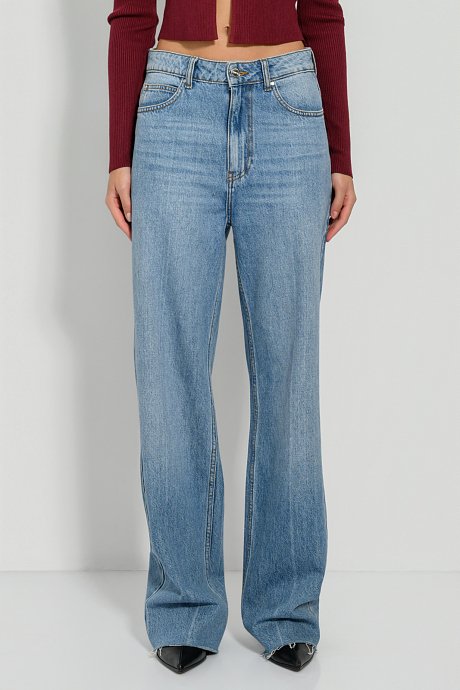 Wide leg ντένιμ με ξέφτια