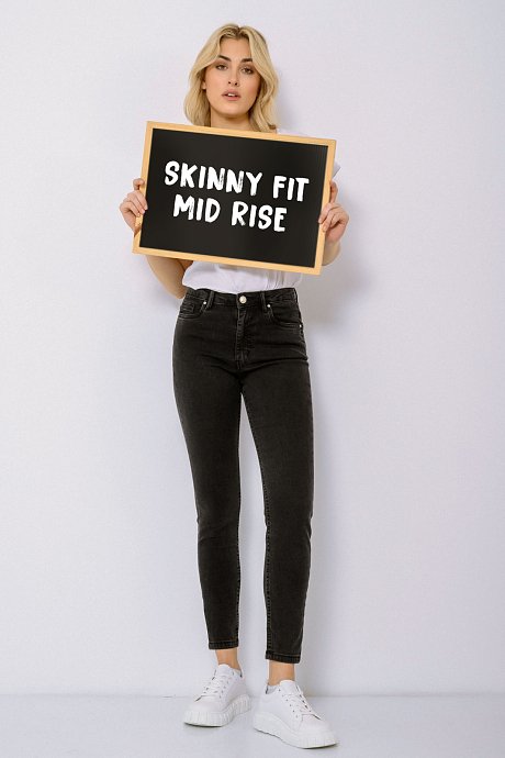 Mid rise skinny denim