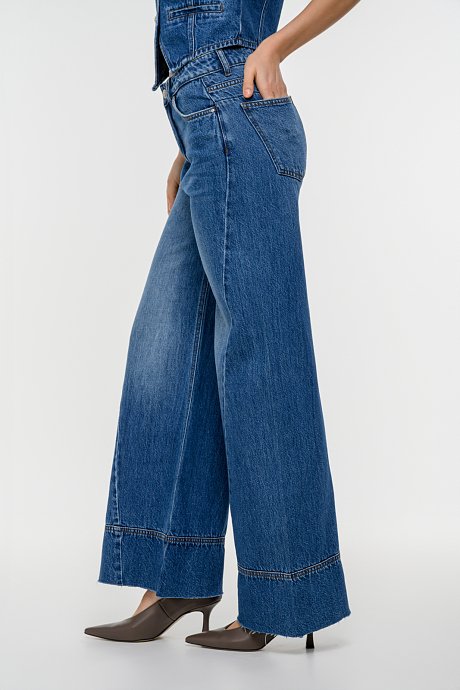 Wide leg ντένιμ με ξέφτια