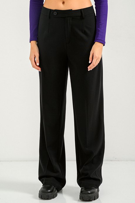 Wide leg trousers with side button