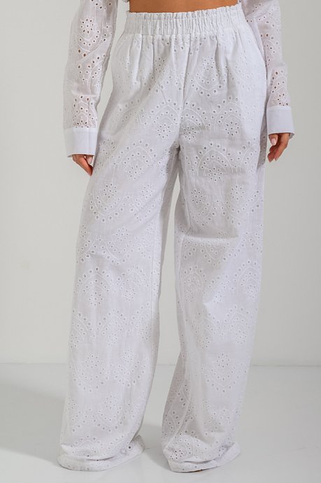 Straight leg trousers with perforated details