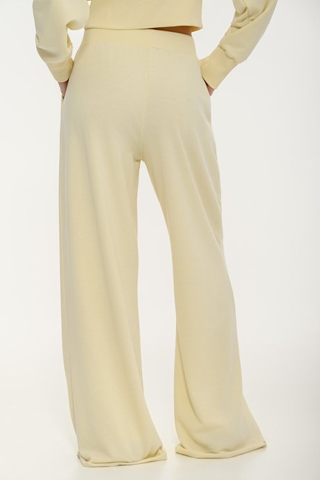 Wide leg sweater pants