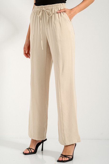 Straight leg trousers with cord tying