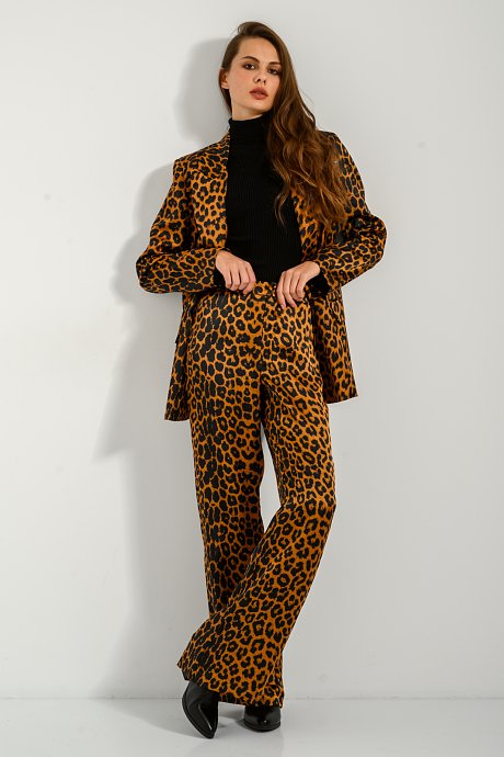 Noisy May Curve flared trousers in leopard print | ASOS