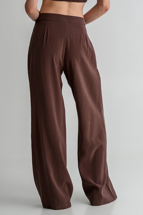 Wide leg παντελόνι με πιέτες