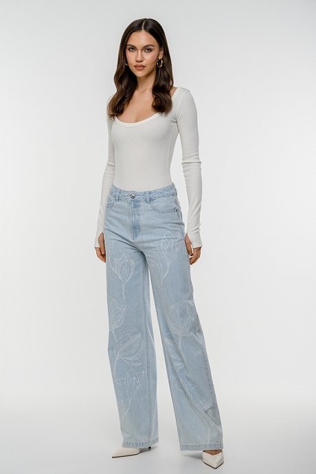Wide leg ντένιμ με φλοράλ print