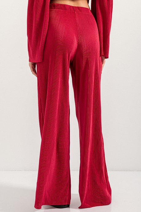 Wide leg pleated trousers