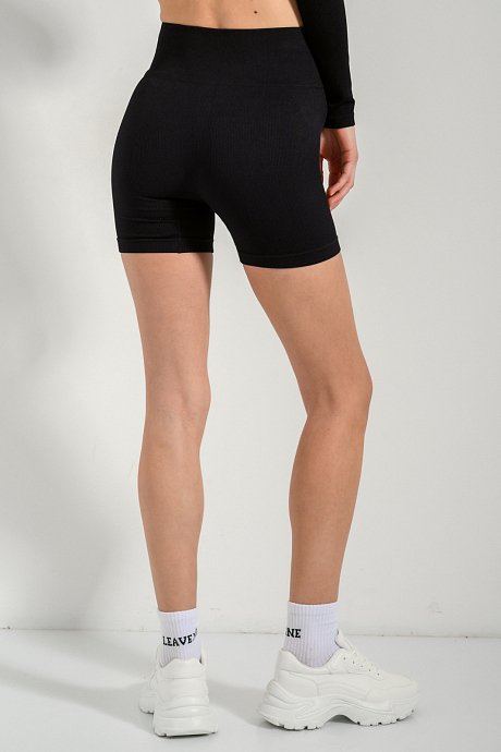 Seamless biker shorts