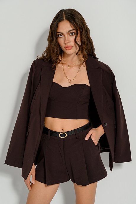Shorts with pleated details