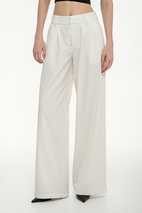 Wide leg παντελόνι με πιέτες