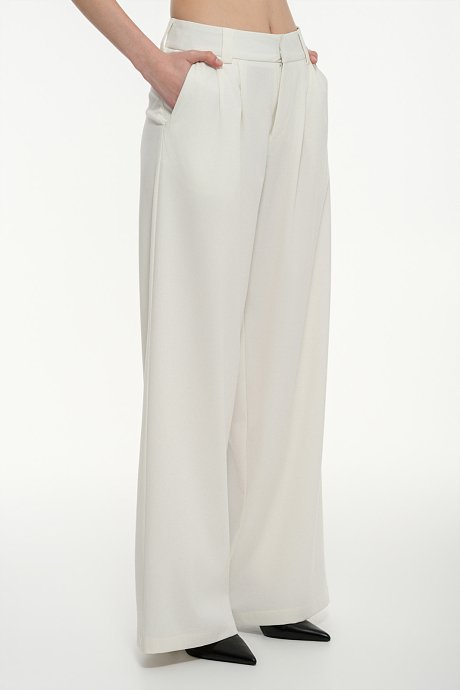 Wide leg παντελόνι με πιέτες