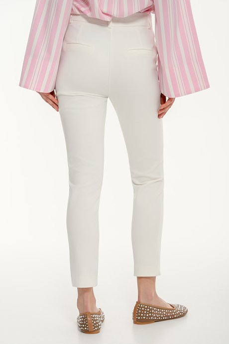 Chinos trousers