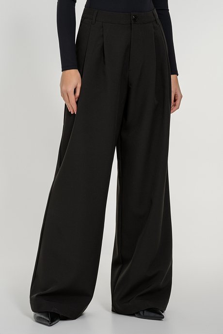 Wide leg παντελόνι με πιέτες