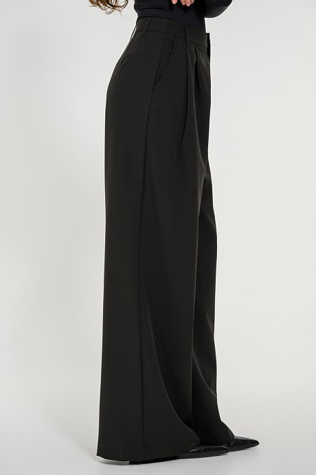 Wide leg παντελόνι με πιέτες