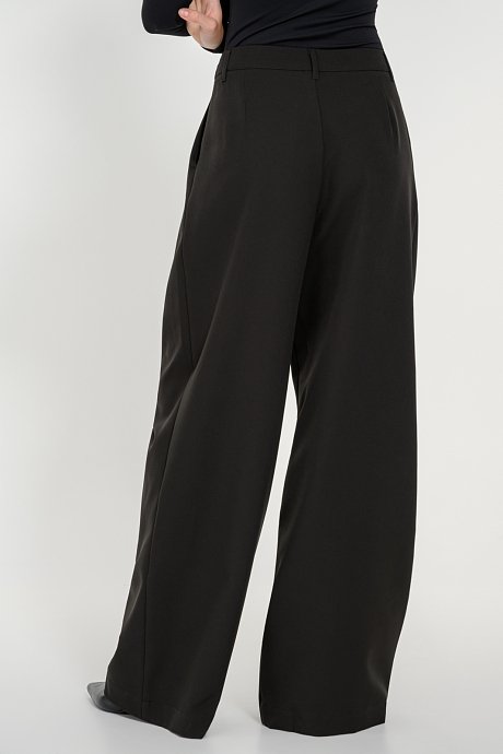 Wide leg παντελόνι με πιέτες