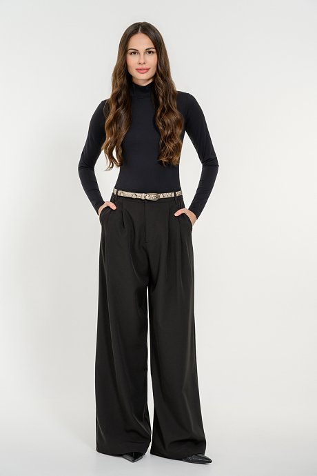 Wide leg παντελόνι με πιέτες