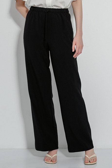 Παντελόνι wide leg με λάστιχο και κορδόνι