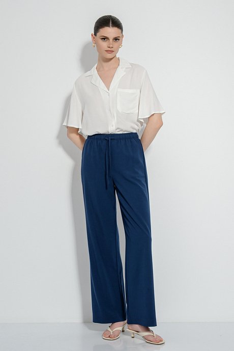 Παντελόνι wide leg με λάστιχο και κορδόνι
