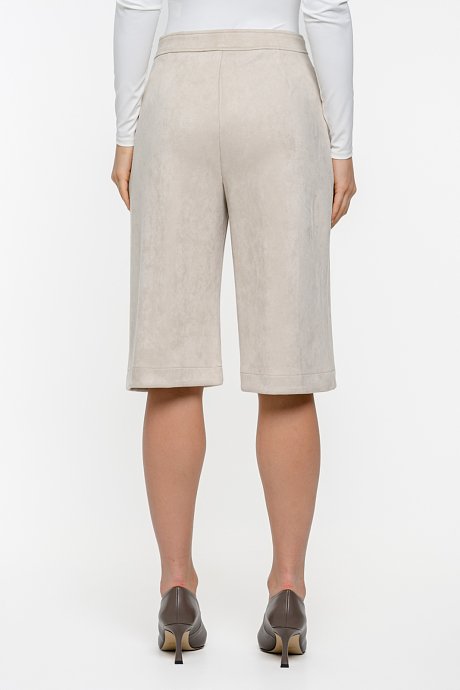 Long suede bermuda shorts