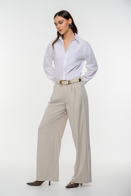 Wide leg παντελόνι με πιέτες και ραφές