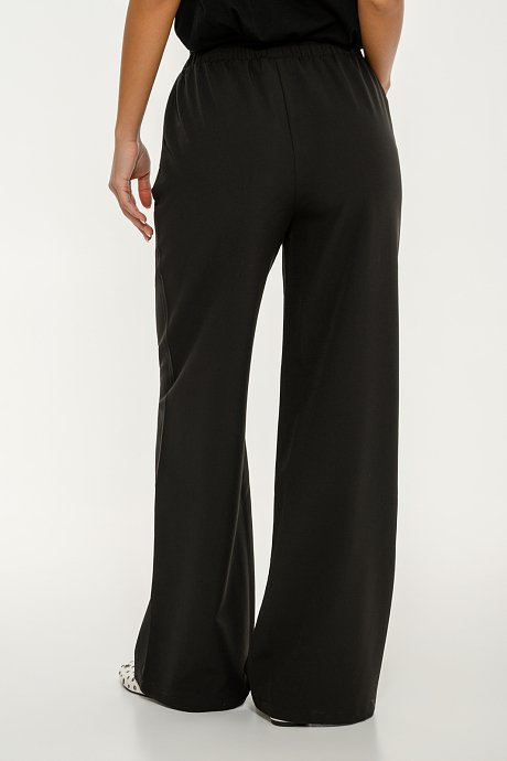 Barrel trousers with elastic waistband