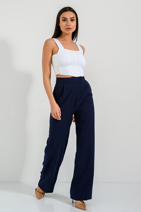 Wide leg trousers with pleated details