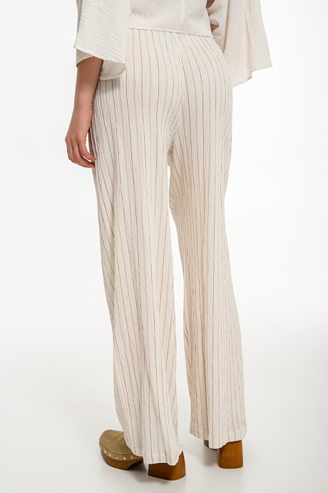 Wide leg γκοφρέ παντελόνα με λάστιχο και ρίγες