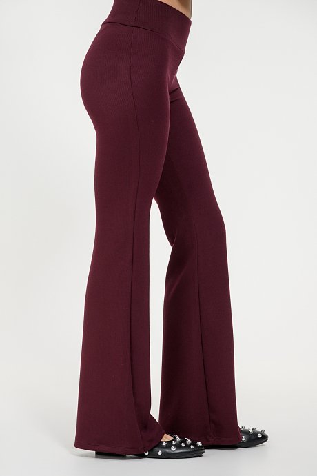 Ribbed flared trousers