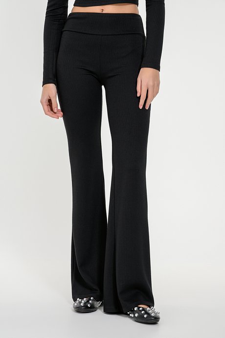 Ribbed flared trousers